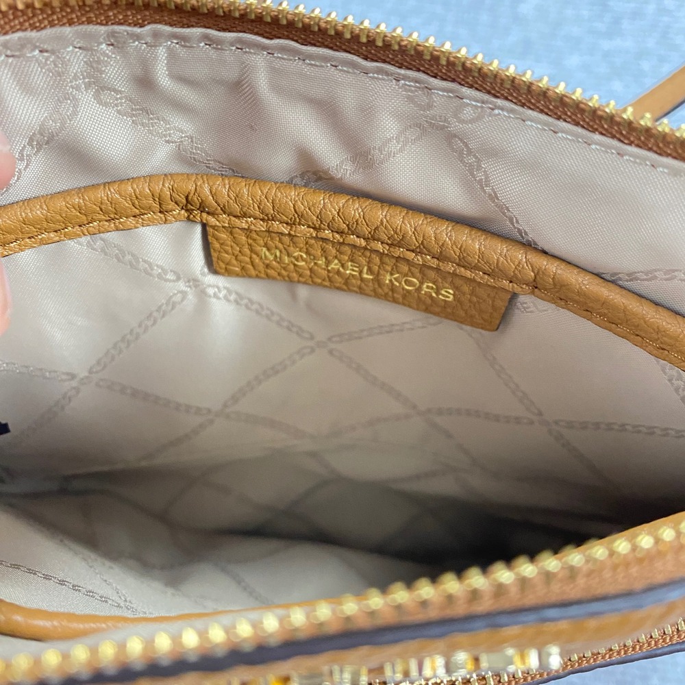 Michael Kors Pebbled Leather Crossbody Bag Yellow Gold Zip Front Pocket - Picture 6 of 14